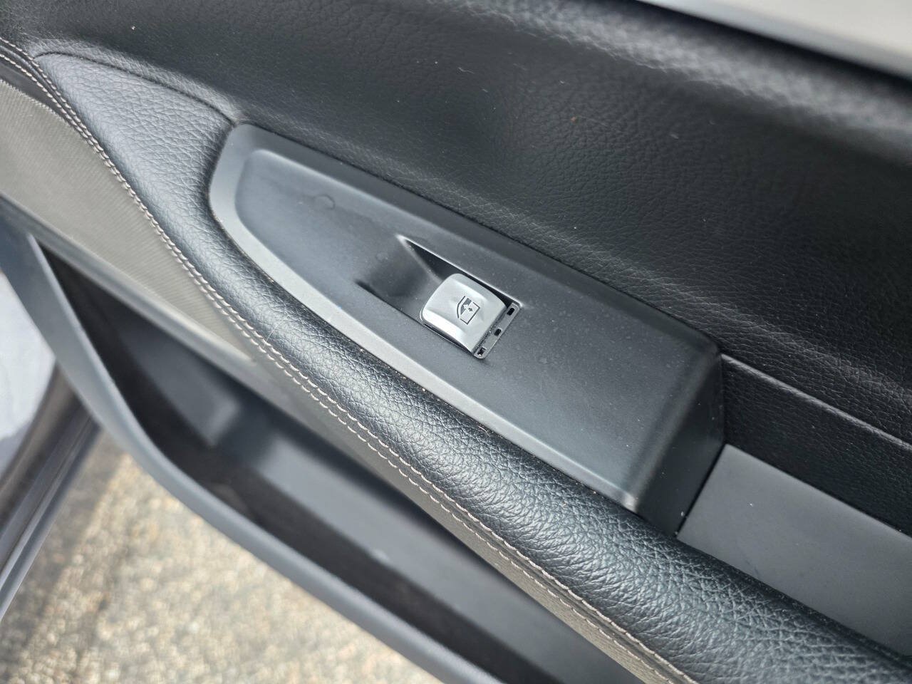Used 2019 BMW 740i xDrive AWD/4WD image 37