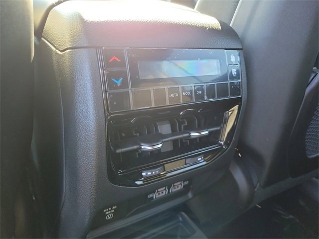 New 2025 Jeep Grand Cherokee L Laredo w/ Luxury Tech Group I image 12