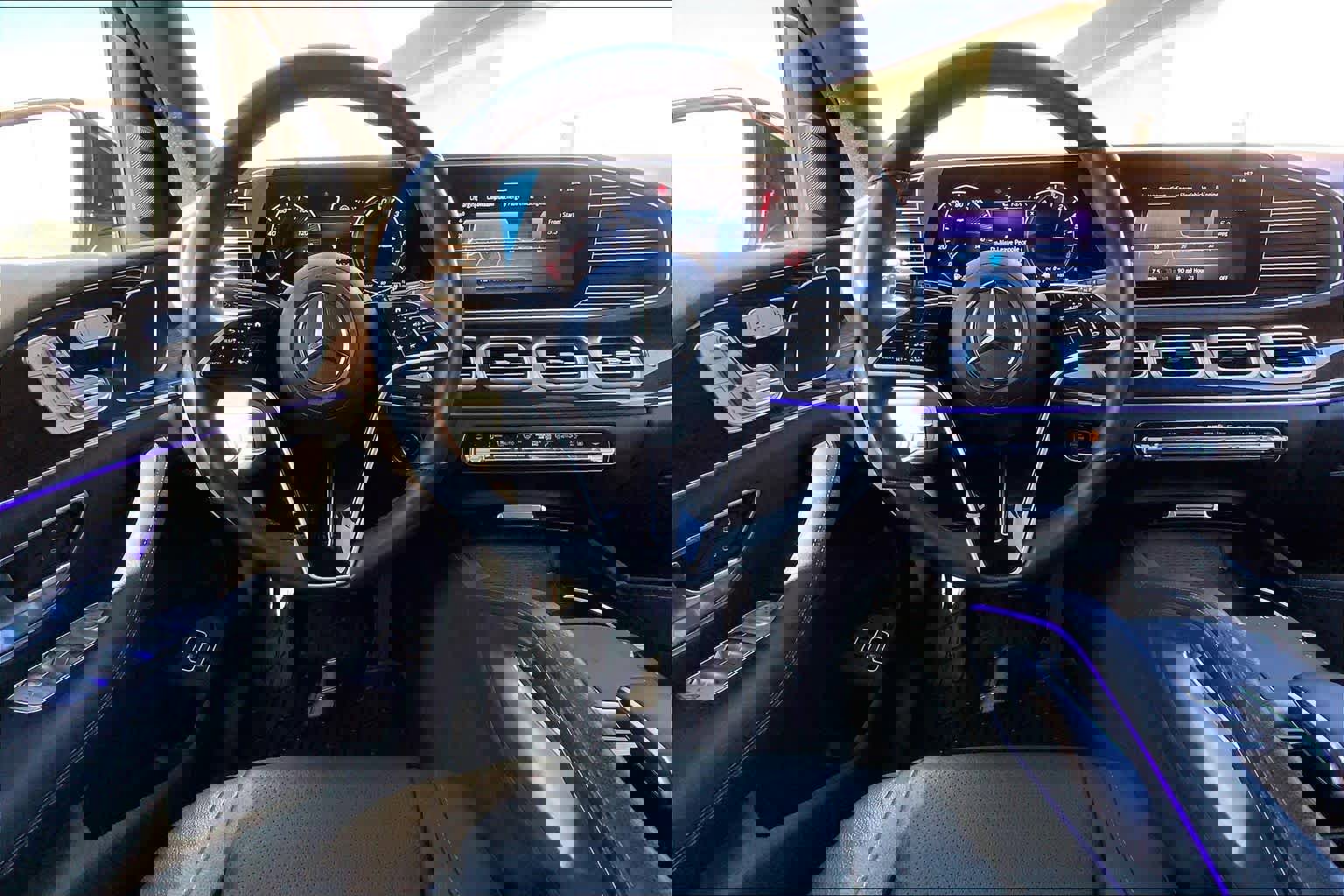 Used 2025 Mercedes-Benz GLE 450e 4MATIC image 5