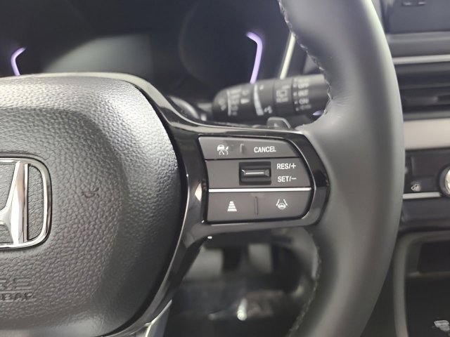 Used 2025 Honda Pilot EX-L image 25