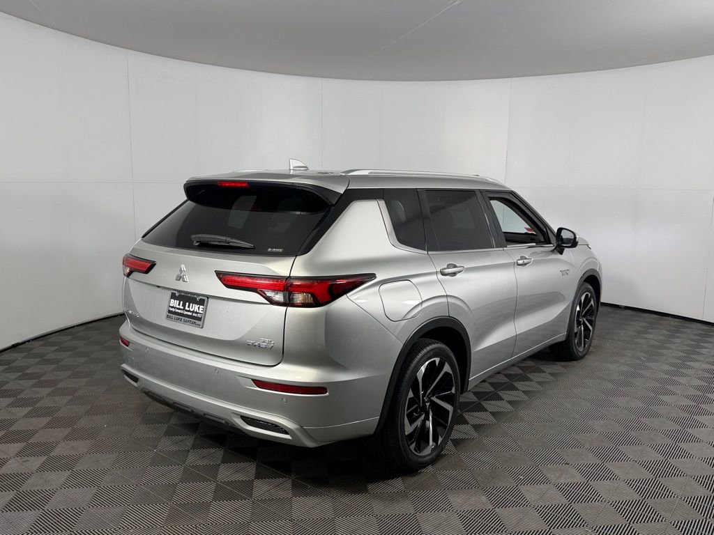 Used 2024 Mitsubishi Outlander SEL AWD/4WD image 7