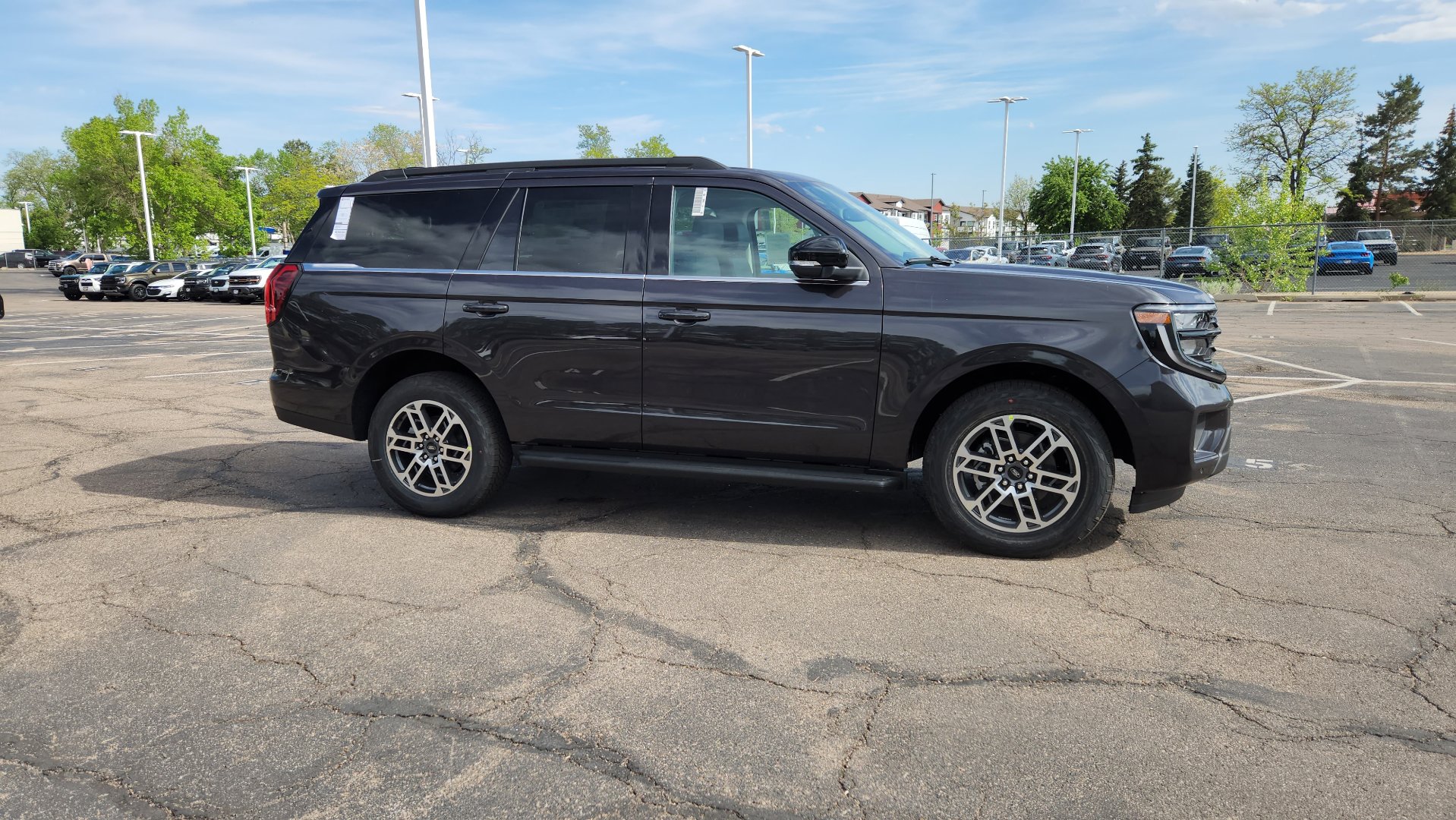 New 2026 Ford Expedition Active AWD/4WD image 17