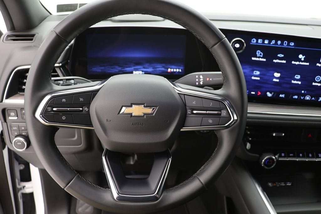 Used 2025 Chevrolet Tahoe LT AWD/4WD image 16