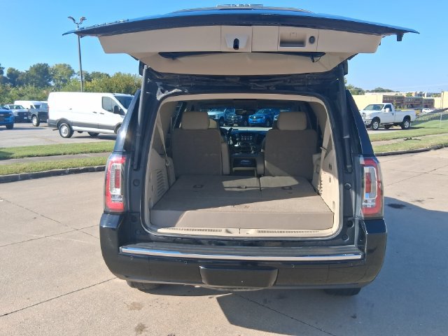 Used 2019 GMC Yukon Denali w/ Denali Ultimate Package AWD/4WD image 8