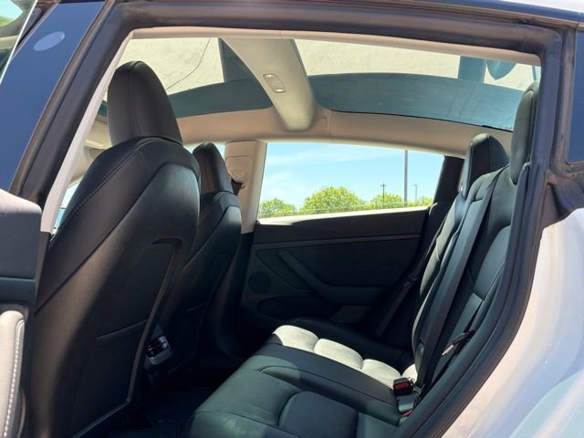 Used 2023 Tesla Model 3 Standard Range image 12