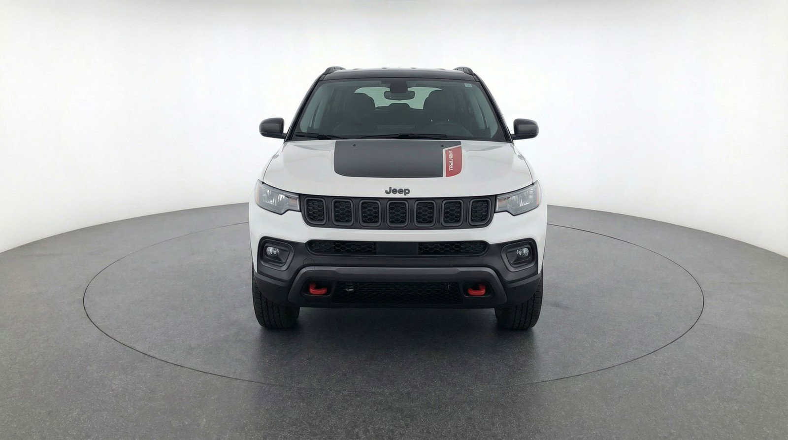 Used 2025 Jeep Compass Trailhawk AWD/4WD image 2