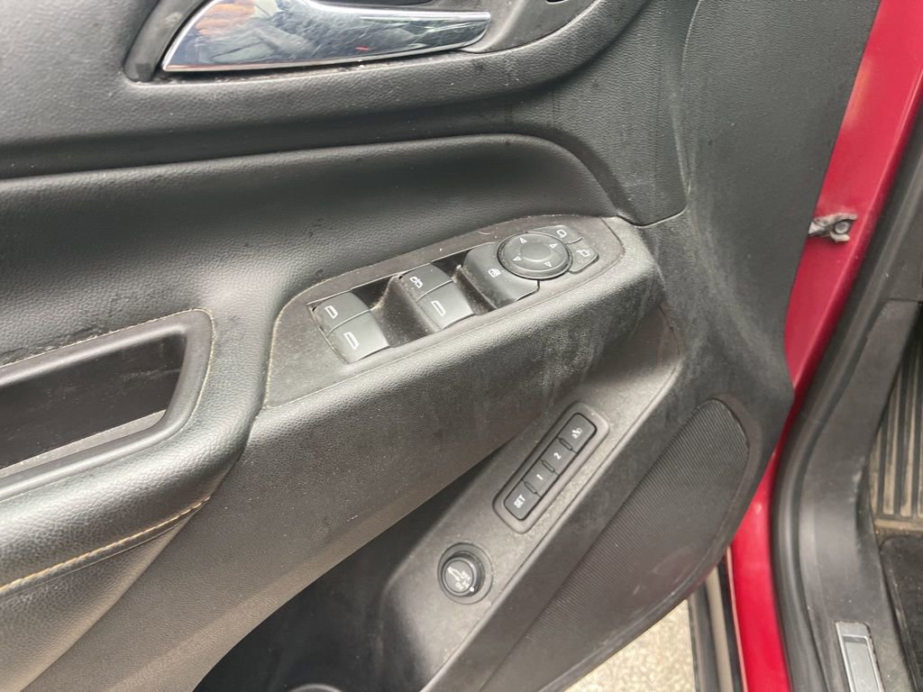 Used 2019 Chevrolet Equinox Premier image 11