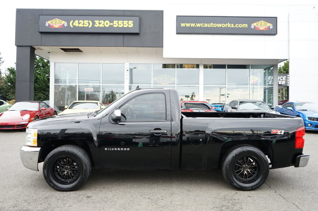Used 2013 Chevrolet Silverado 1500 LT image 2