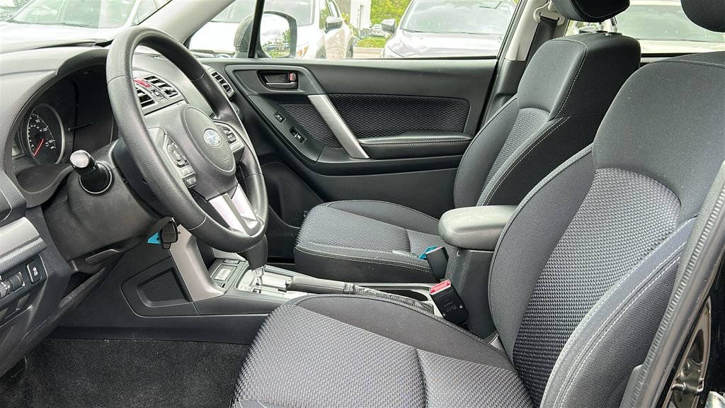 Used 2018 Subaru Forester 2.5i Premium w/ All-Weather Package AWD/4WD image 10