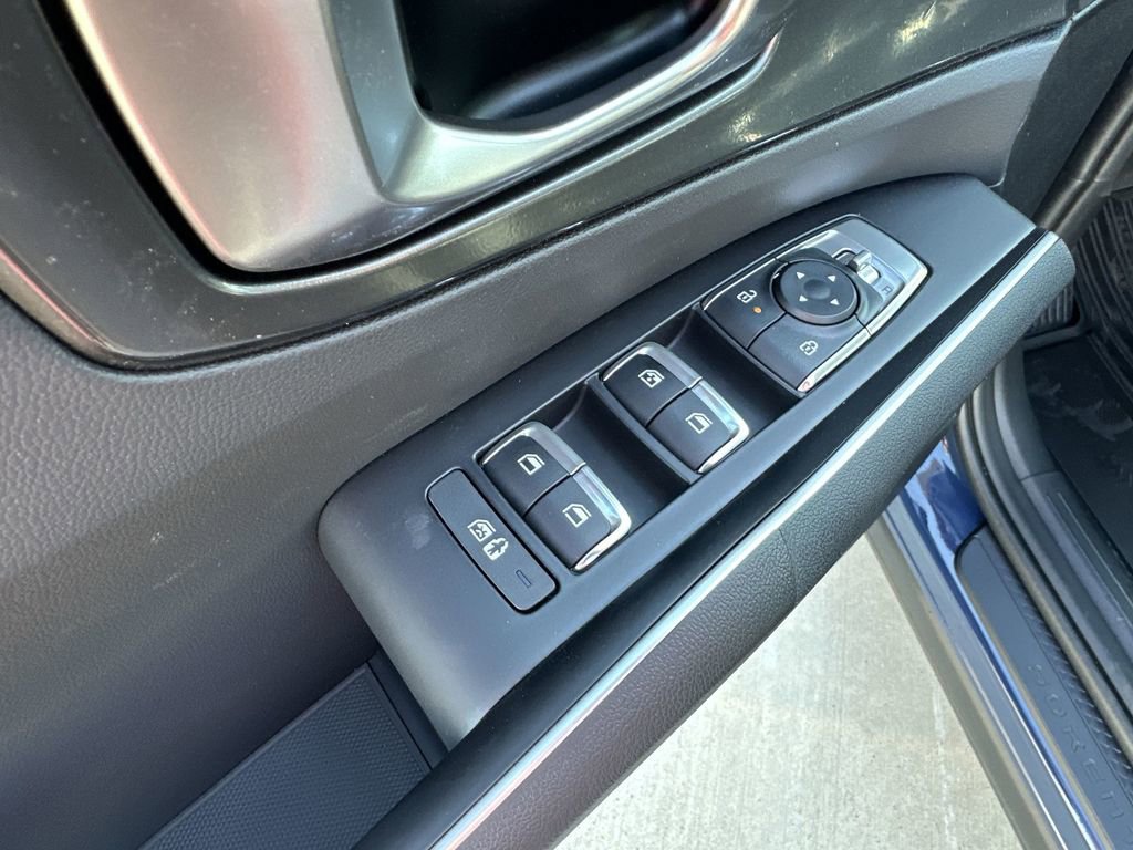 New 2025 Kia Sorento EX w/ Panoramic Sunroof Package image 16