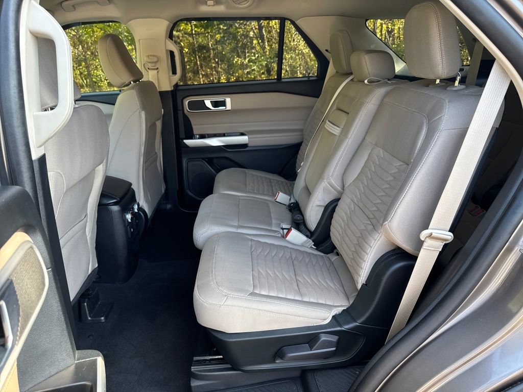 Used 2021 Ford Explorer XLT w/ Class III Trailer Tow Package image 23