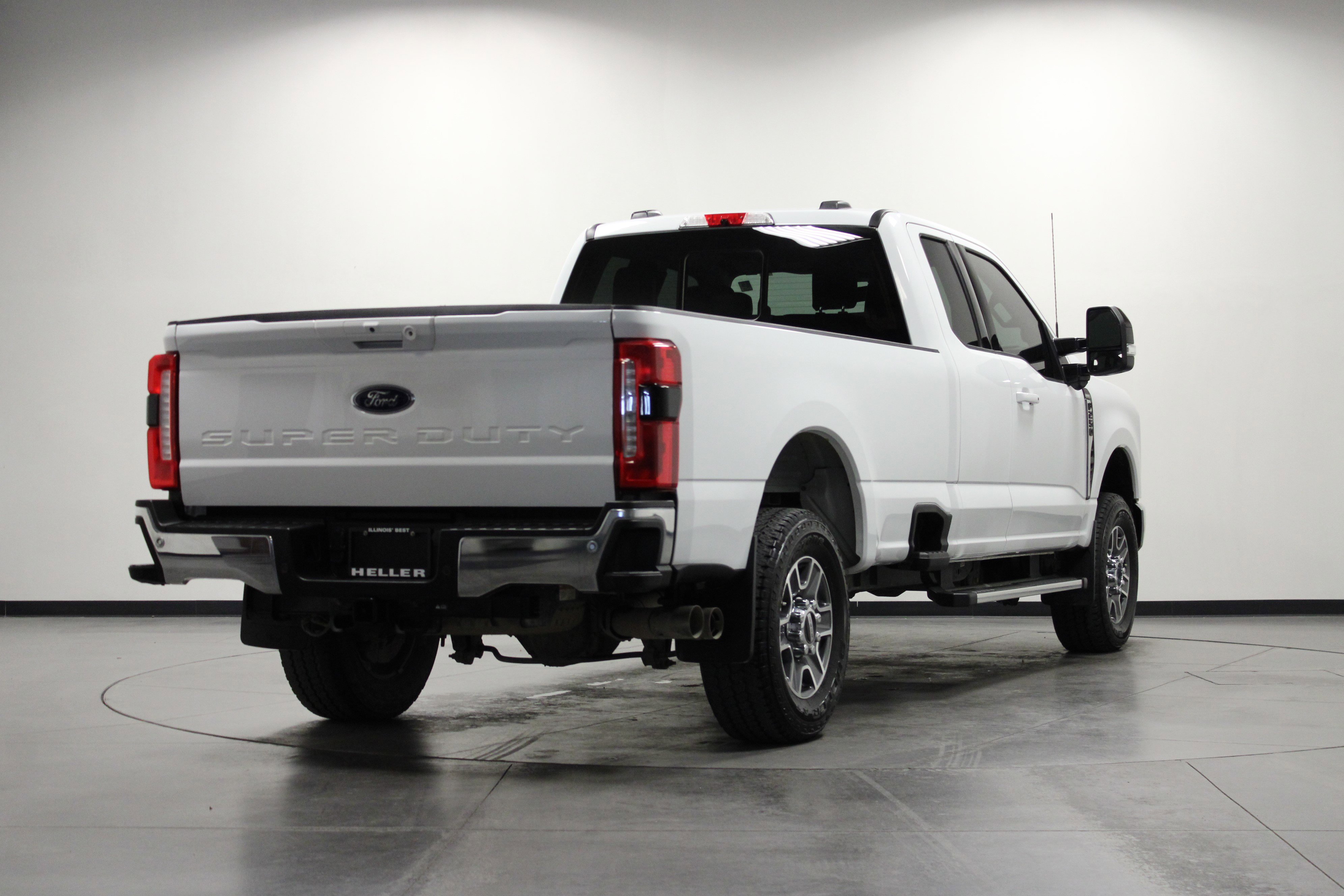 Used 2024 Ford F250 Lariat image 4