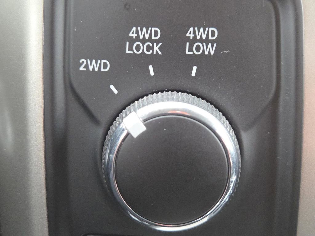 Used 2018 RAM 2500 Laramie w/ Convenience Group image 5