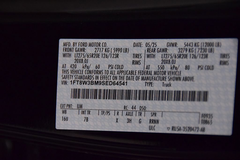 Used 2025 Ford F350 Platinum w/ FX4 Off-Road Package AWD/4WD image 15