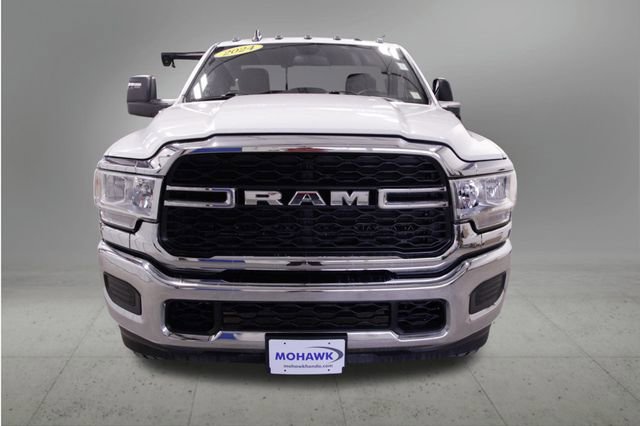Used 2024 RAM 2500 Tradesman w/ Chrome Appearance Group image 9