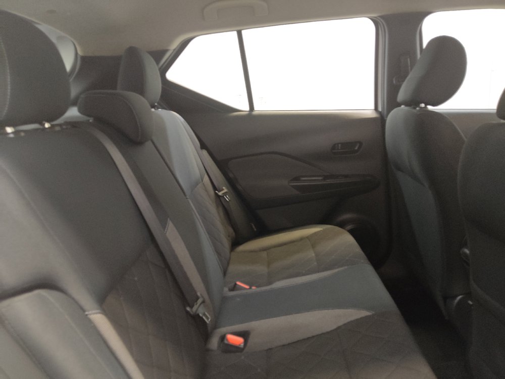 Used 2020 Nissan Kicks S FWD image 19