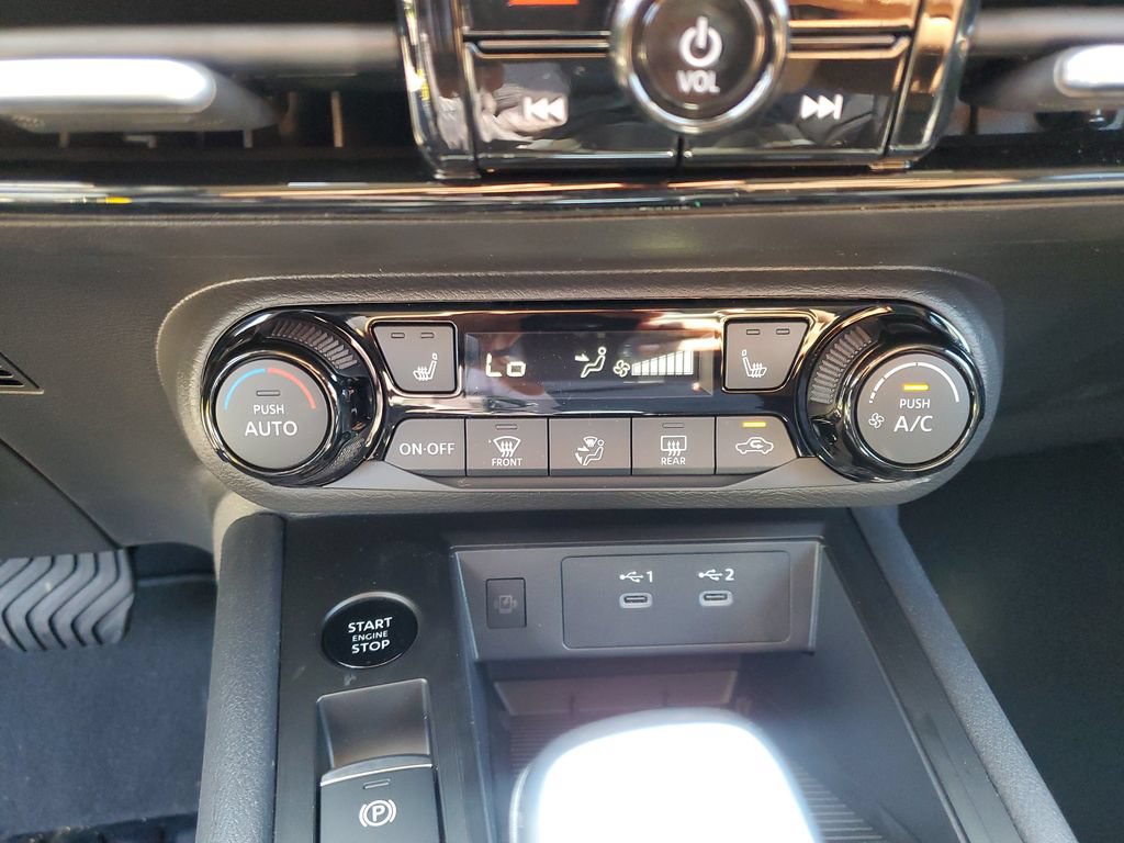 New 2026 Nissan Kicks SV w/ Cold Weather Package AWD/4WD image 32