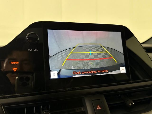 Used 2023 Lexus UX 250h FWD w/ Premium Package image 17