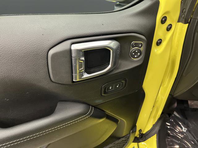 Used 2023 Jeep Wrangler Unlimited Sahara w/ Cold Weather Group image 28