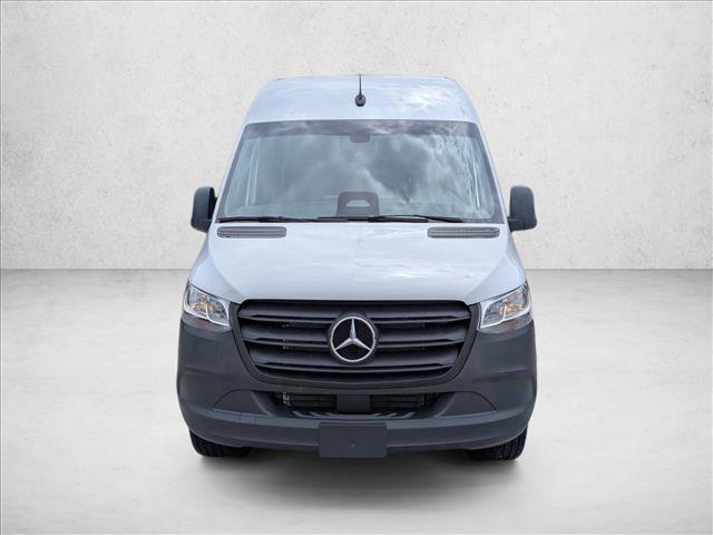 Used 2025 Mercedes-Benz Sprinter 2500 video 2