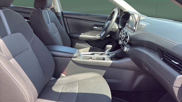 Used 2022 Nissan Sentra SV FWD image 29