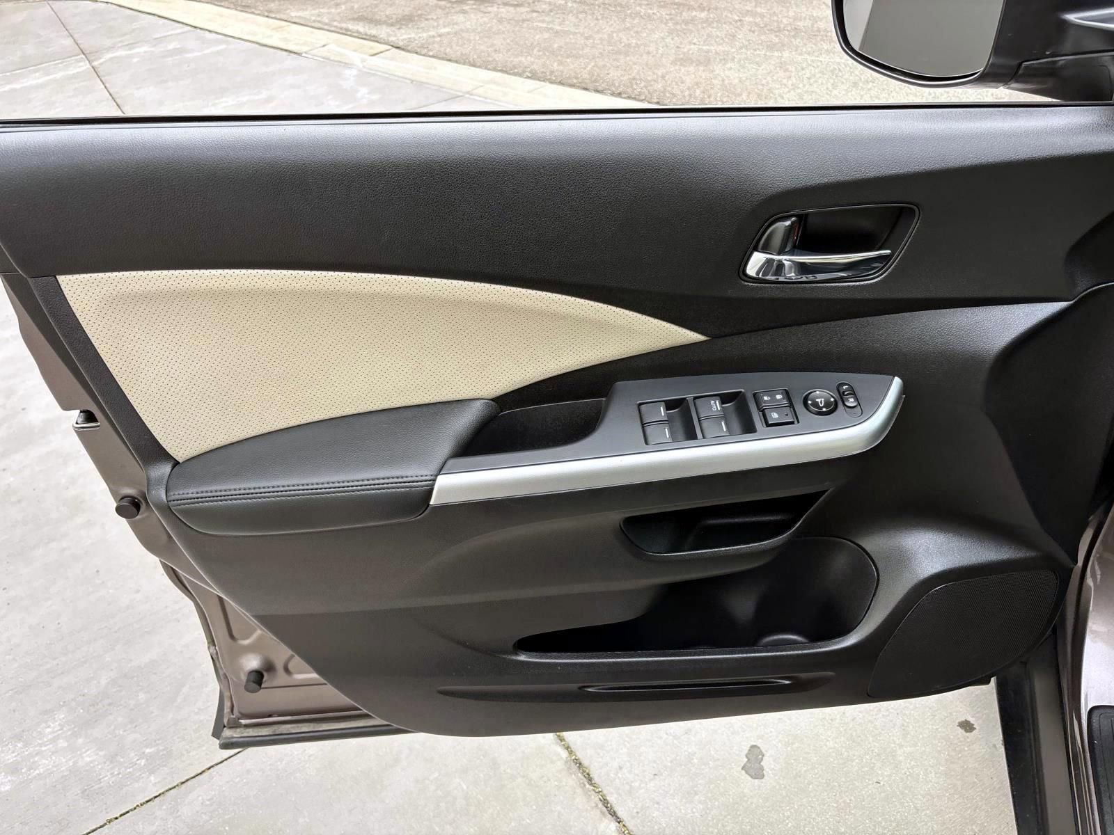 Used 2016 Honda CR-V EX-L image 11