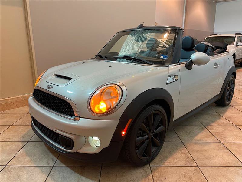 Used 2015 MINI Cooper S FWD image 1