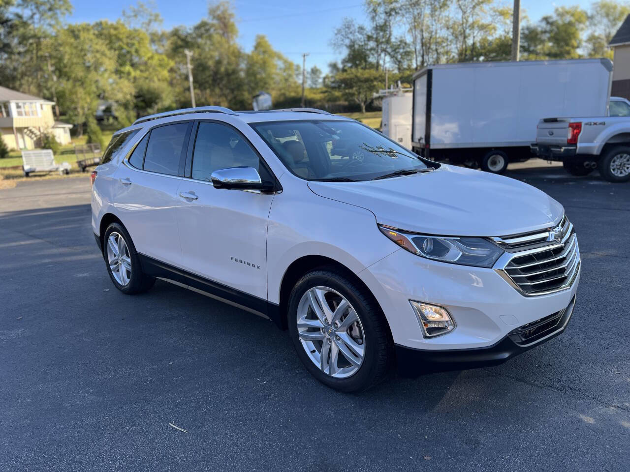 Used 2019 Chevrolet Equinox Premier image 3