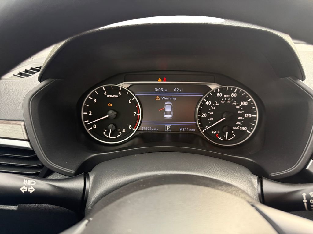 Used 2024 Nissan Altima 2.5 SV image 14