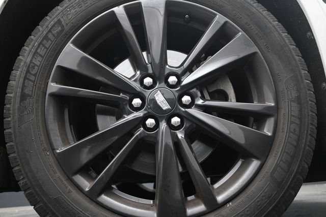 Used 2020 Cadillac XT6 Premium Luxury w/ LPO, Floor Liner Package AWD/4WD image 9