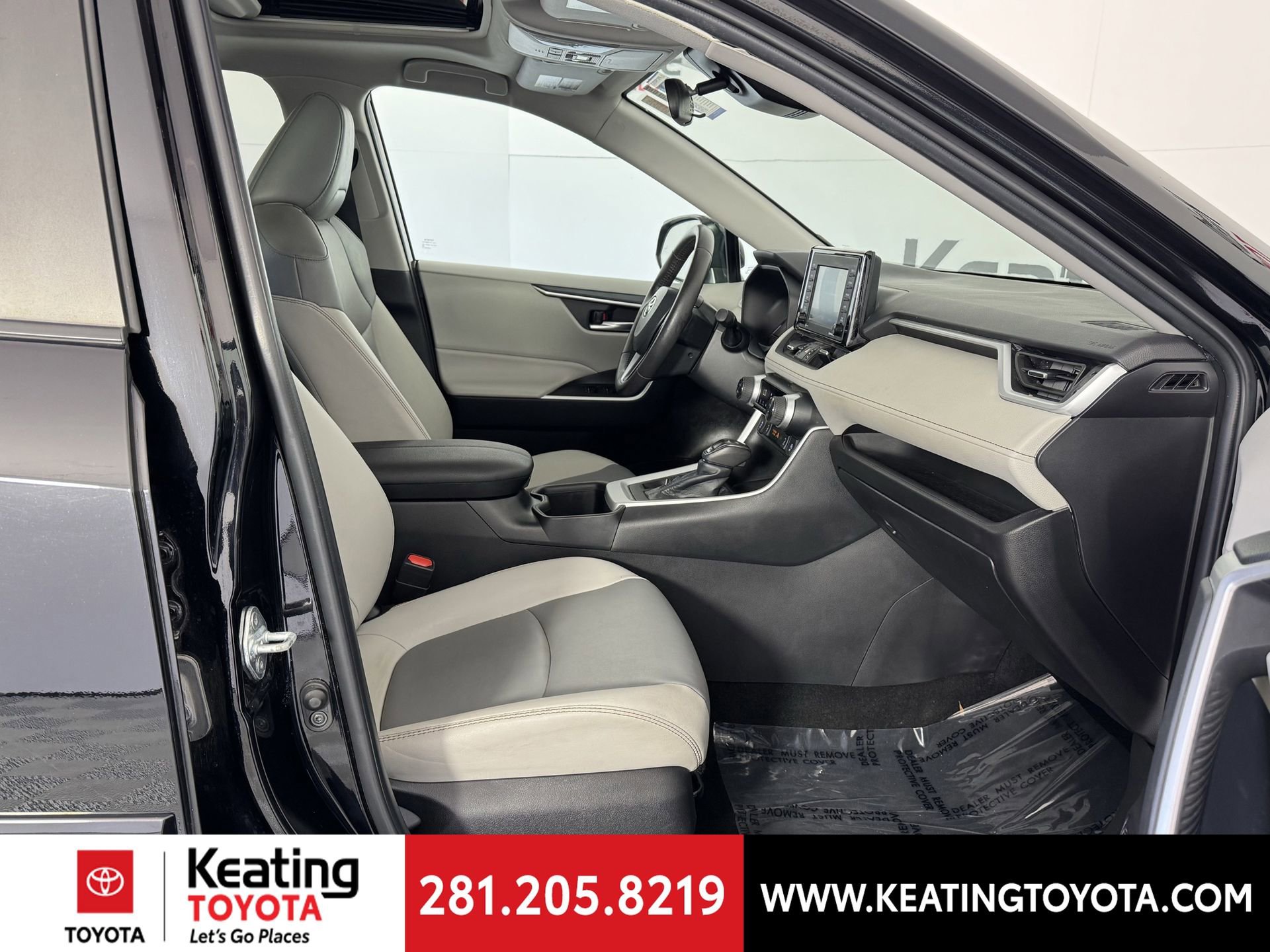 Certified 2022 Toyota RAV4 XLE Premium image 23