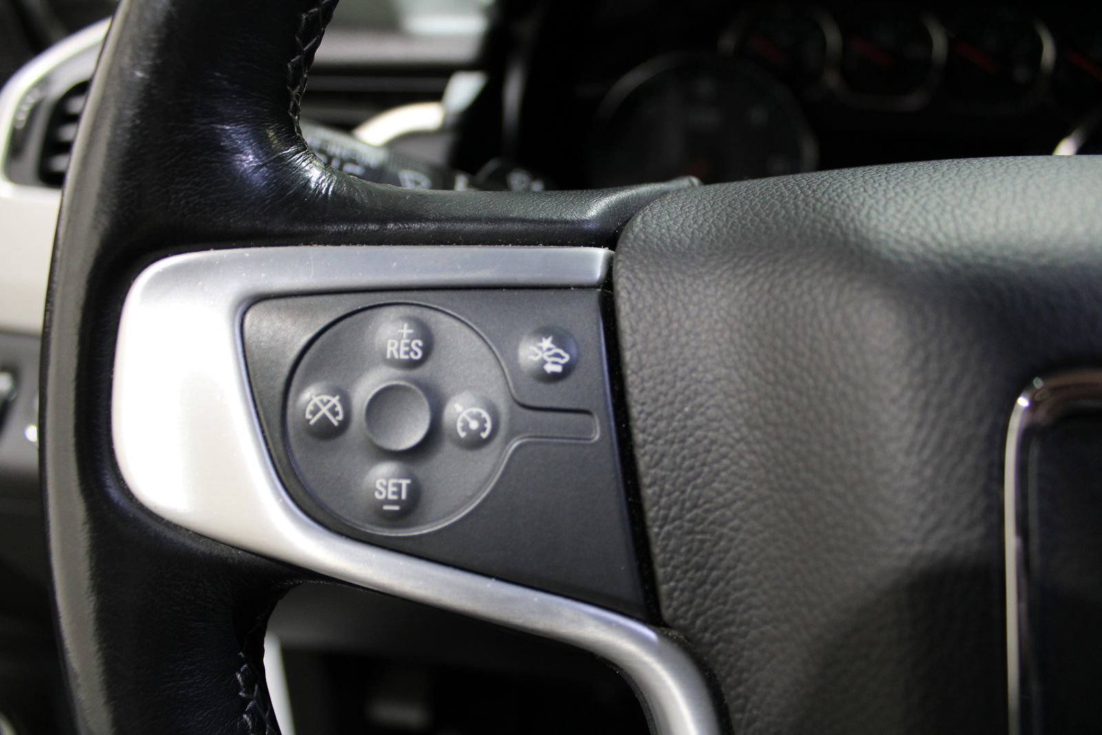 Used 2019 GMC Yukon SLT image 26