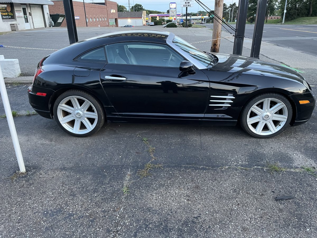 Used 2004 Chrysler Crossfire Coupe image 7