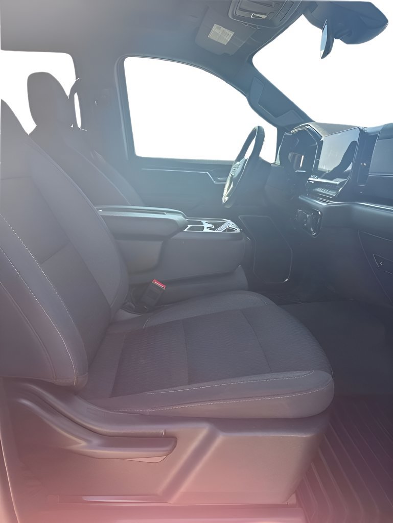 Used 2023 Chevrolet Silverado 1500 LT AWD/4WD image 53