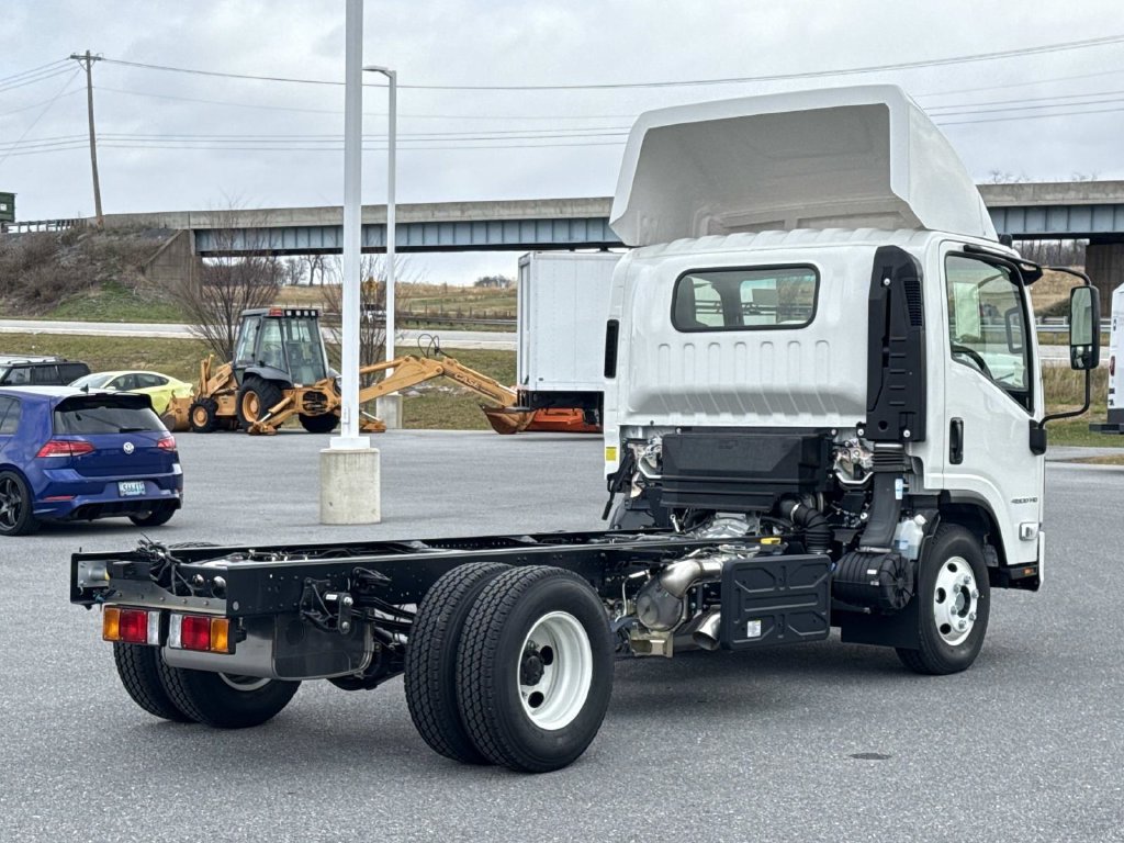 New 2025 Chevrolet Low Cab Forward 4500 XD RWD image 11