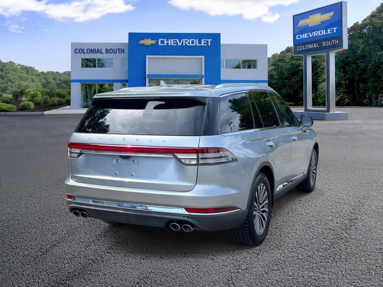 Used 2020 Lincoln Aviator Reserve AWD/4WD image 6