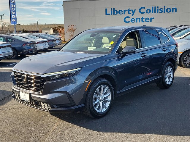 Used 2025 Honda CR-V EX image 3