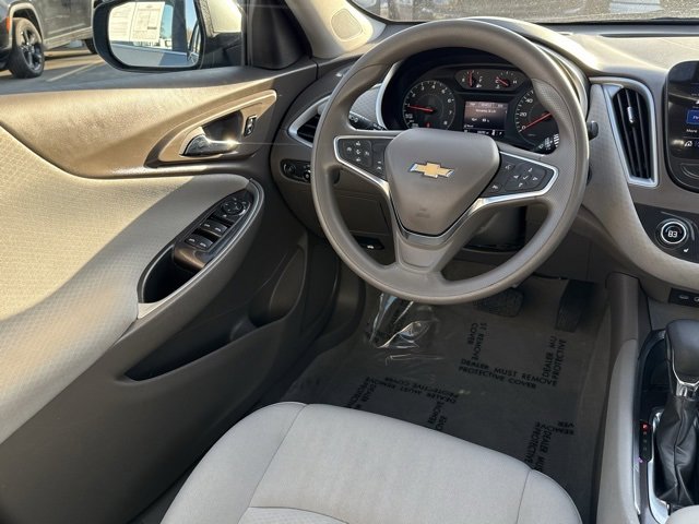 Used 2023 Chevrolet Malibu LT image 10