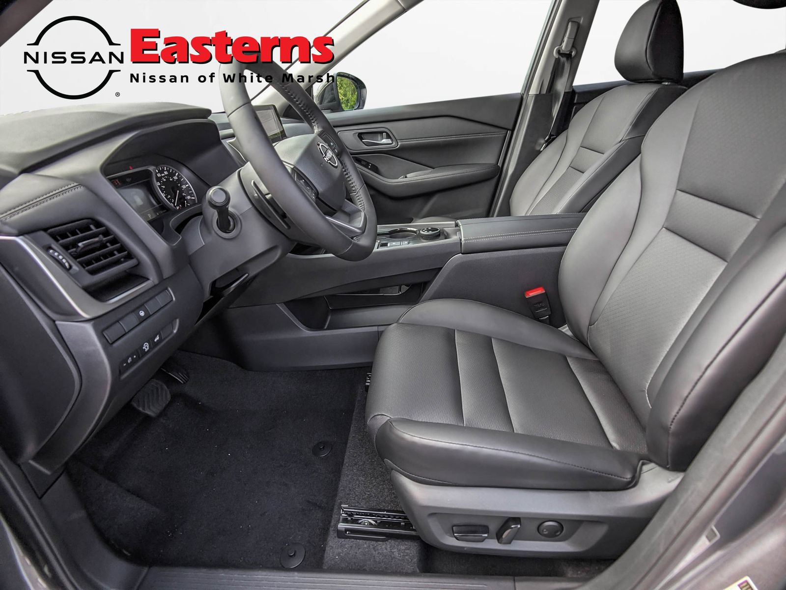 New 2026 Nissan Rogue Dark Armor AWD/4WD image 15