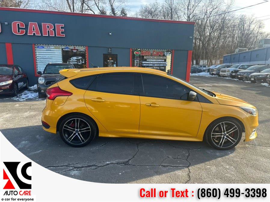 Used 2016 Ford Focus ST image 6