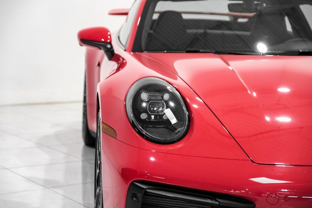 Used 2024 Porsche 911 Carrera GTS w/ Premium Package image 33