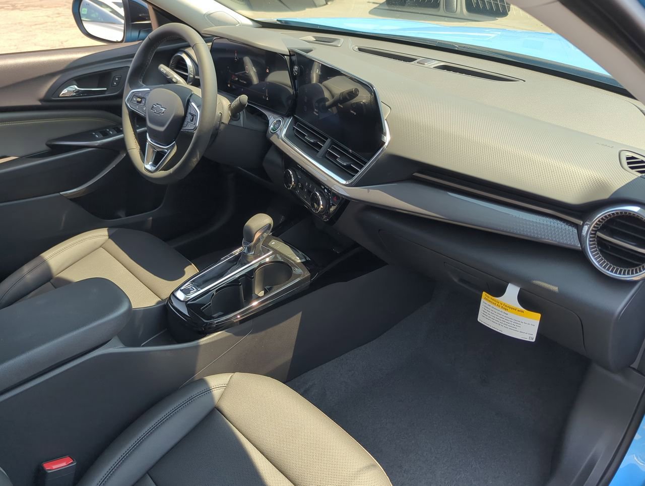 New 2025 Chevrolet Trax ACTIV w/ Driver Confidence Package image 29