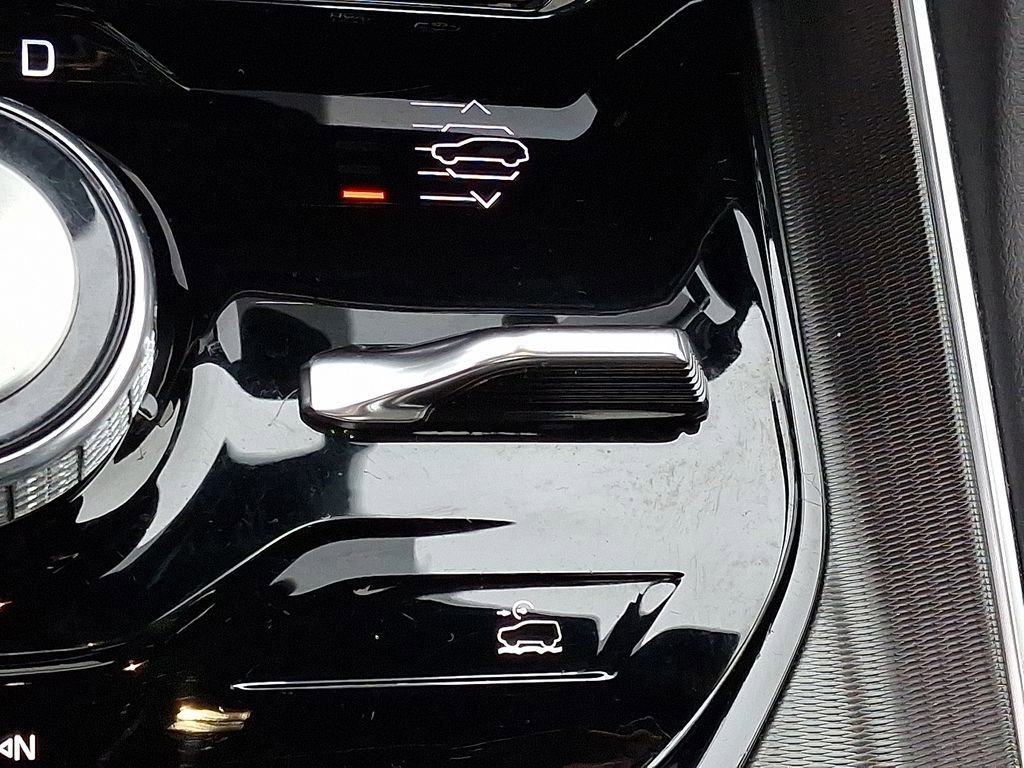 Used 2024 Jeep Grand Wagoneer L Series II w/ Quick Order Packagew 28T image 30