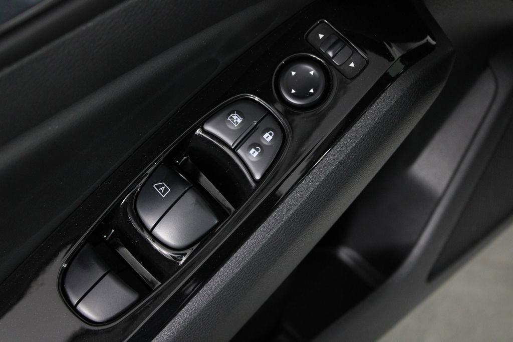 Used 2024 Nissan Altima 2.5 SR w/ SR Premium Package FWD image 24