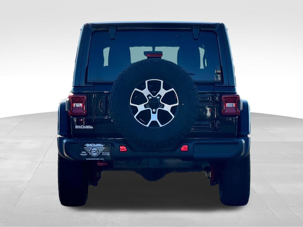 Used 2023 Jeep Wrangler Unlimited Rubicon w/ LED Lighting Group AWD/4WD image 6