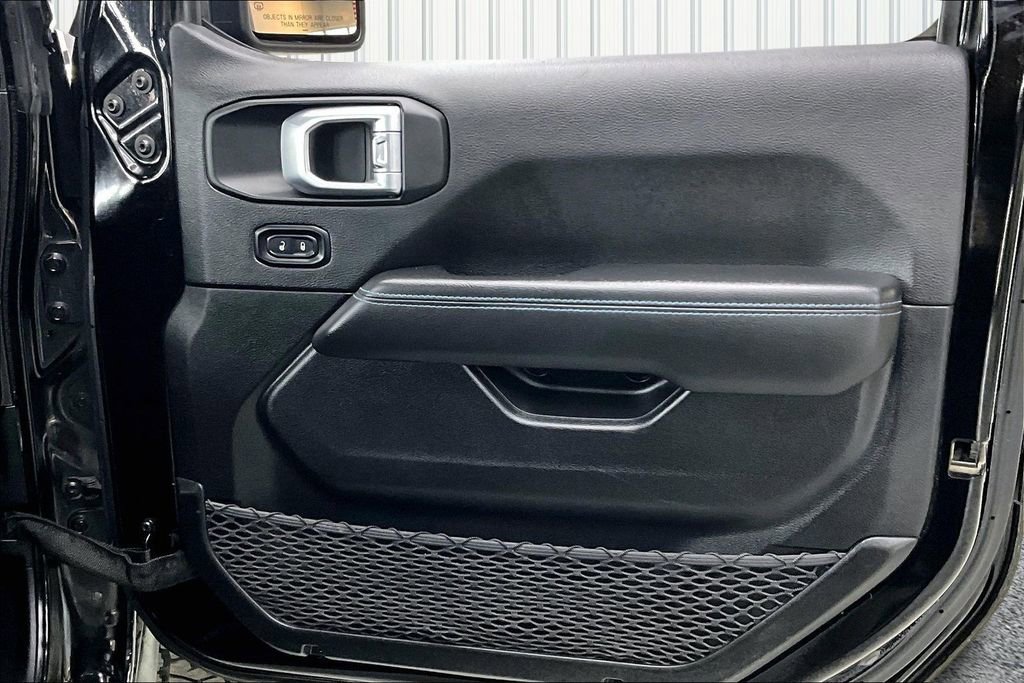 Used 2021 Jeep Wrangler Unlimited Rubicon 4xe w/ Dual Top Group image 28