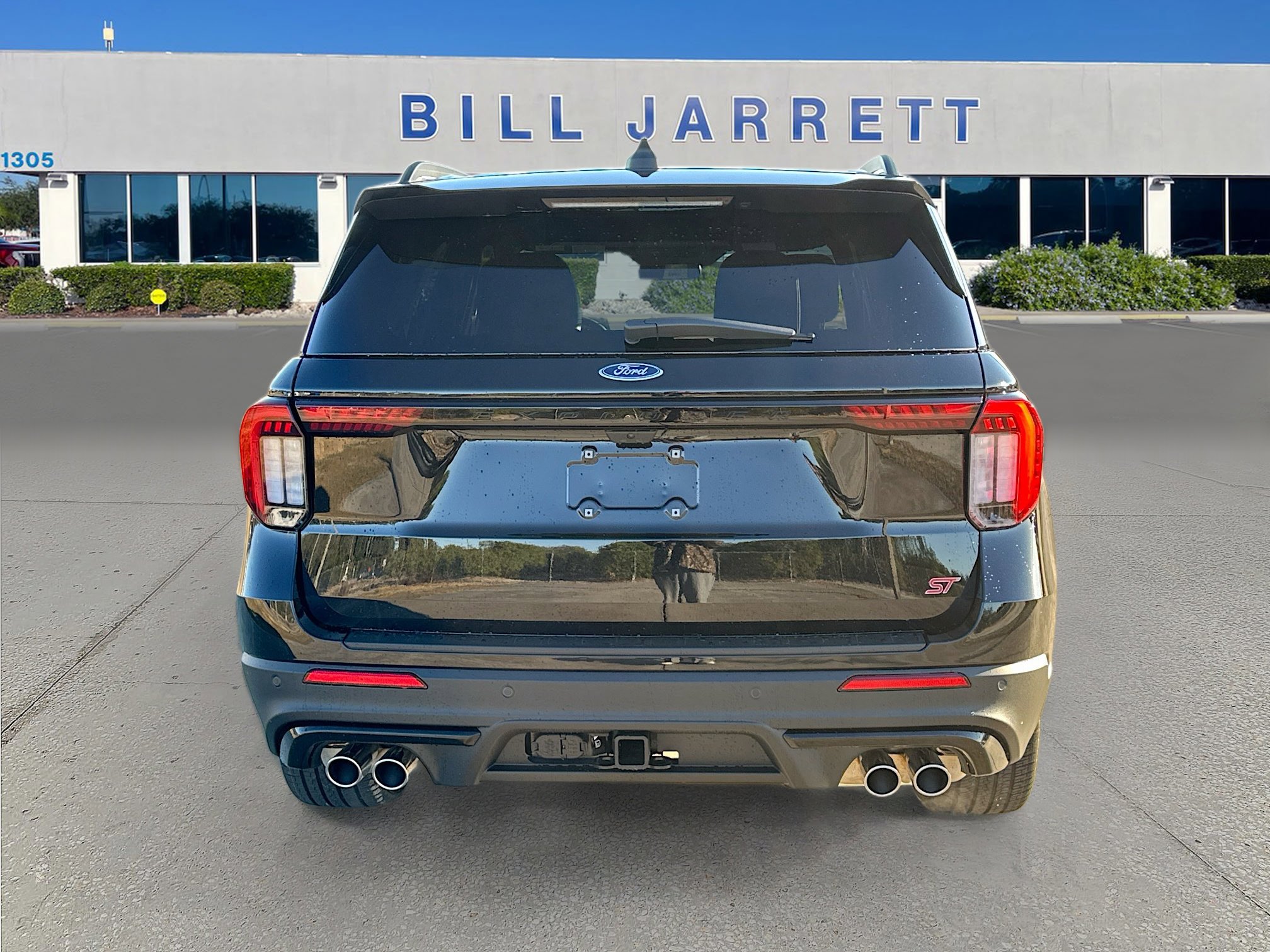 New 2026 Ford Explorer ST w/ Sun And Sound Package image 5