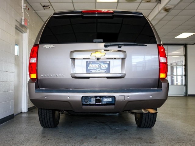 Used 2013 Chevrolet Suburban LT w/ Luxury Package image 4