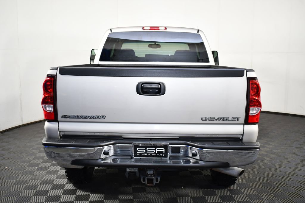 Used 2004 Chevrolet Silverado 2500 LS image 8