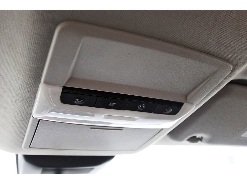 Used 2025 Nissan Sentra SV w/ All-Weather Package FWD image 23